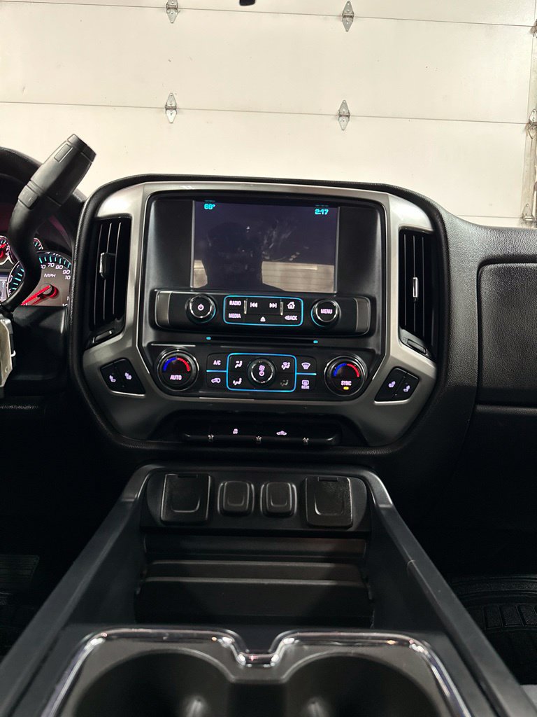 Used 2017 Chevrolet Silverado 1500 LT w/ All Star Edition AWD/4WD image 24
