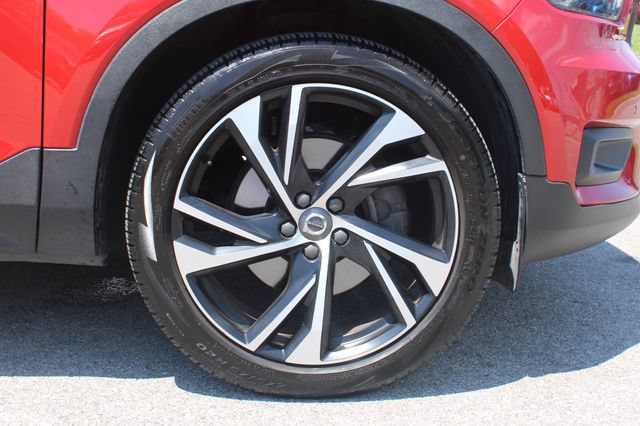 Used 2021 Volvo XC40 T5 R-Design w/ Advanced Package AWD/4WD image 39