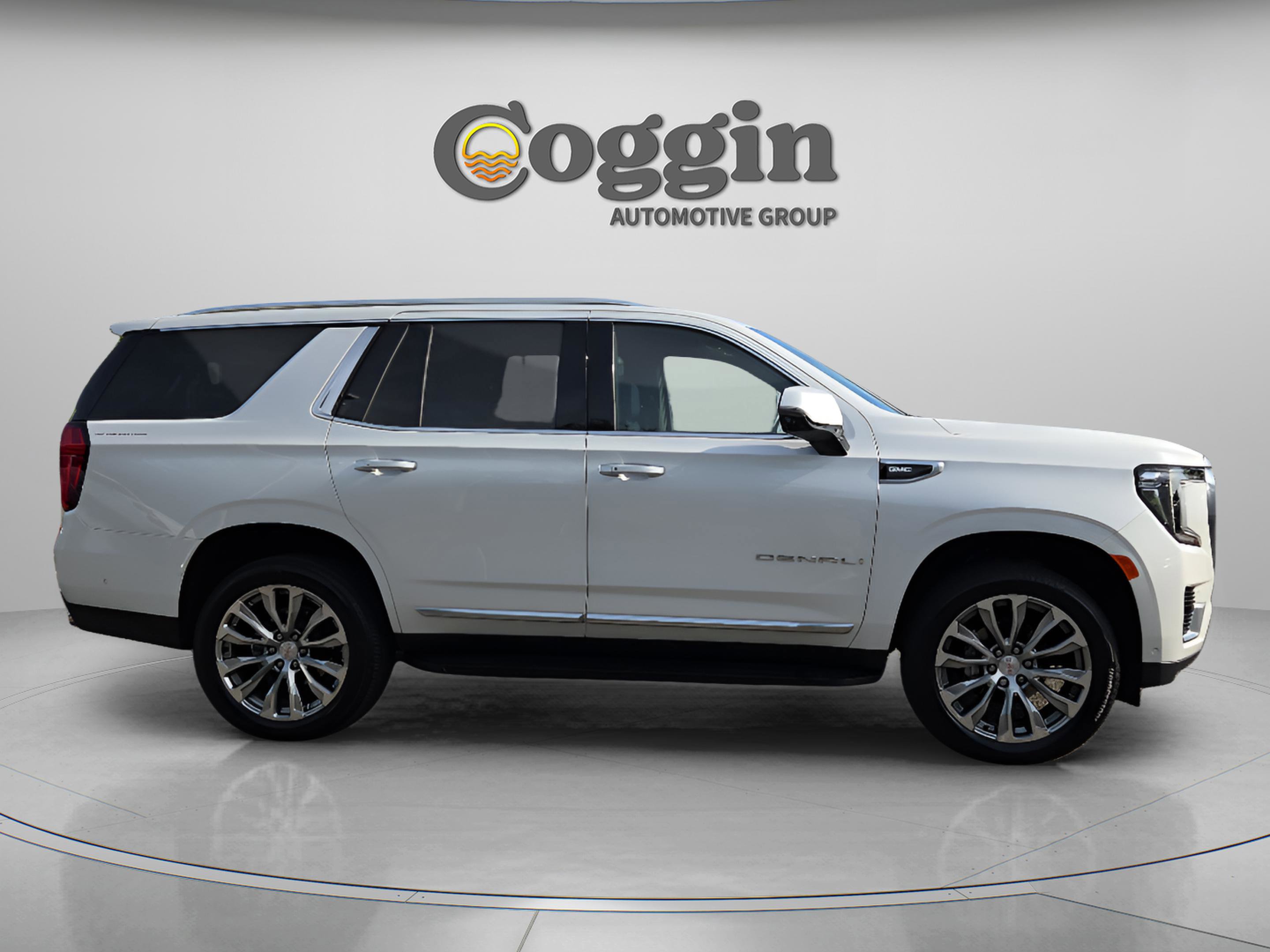 Certified 2024 GMC Yukon Denali w/ Advanced Technology Package AWD/4WD image 6