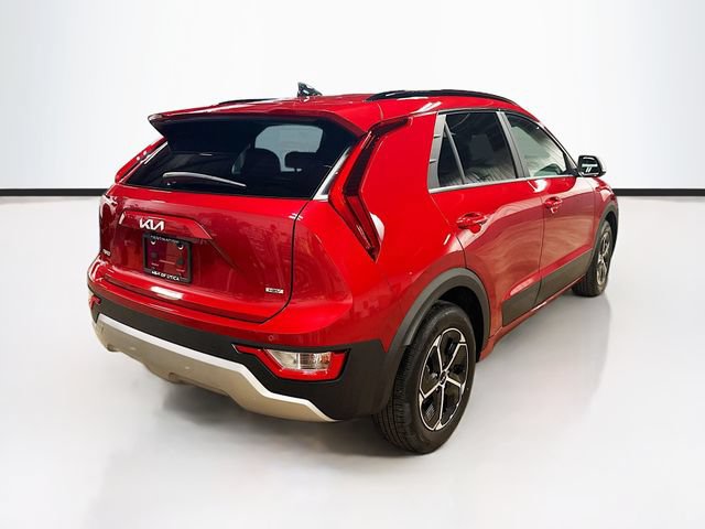 Used 2025 Kia Niro EX FWD image 7