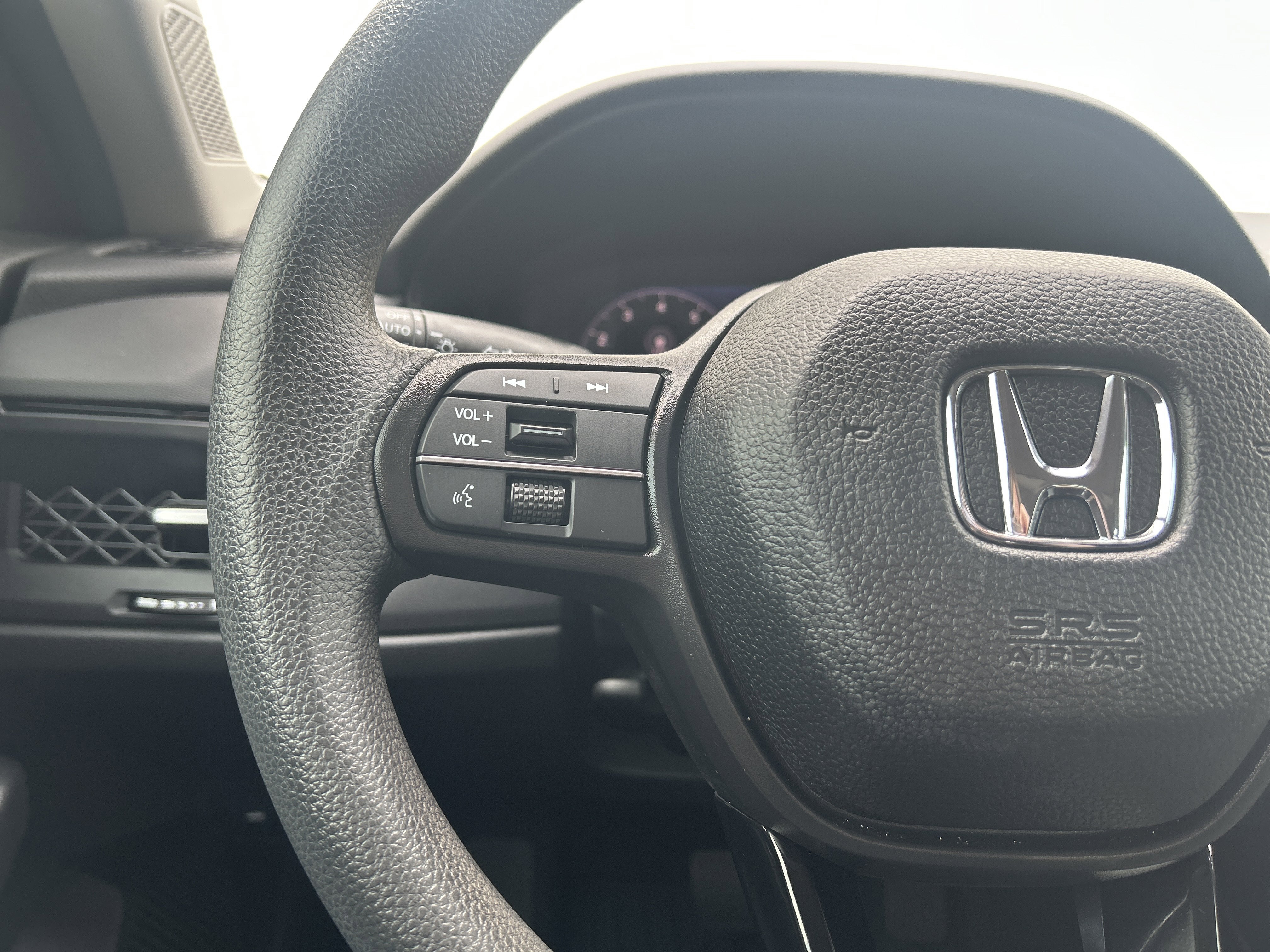 Certified 2025 Honda Accord SE image 18