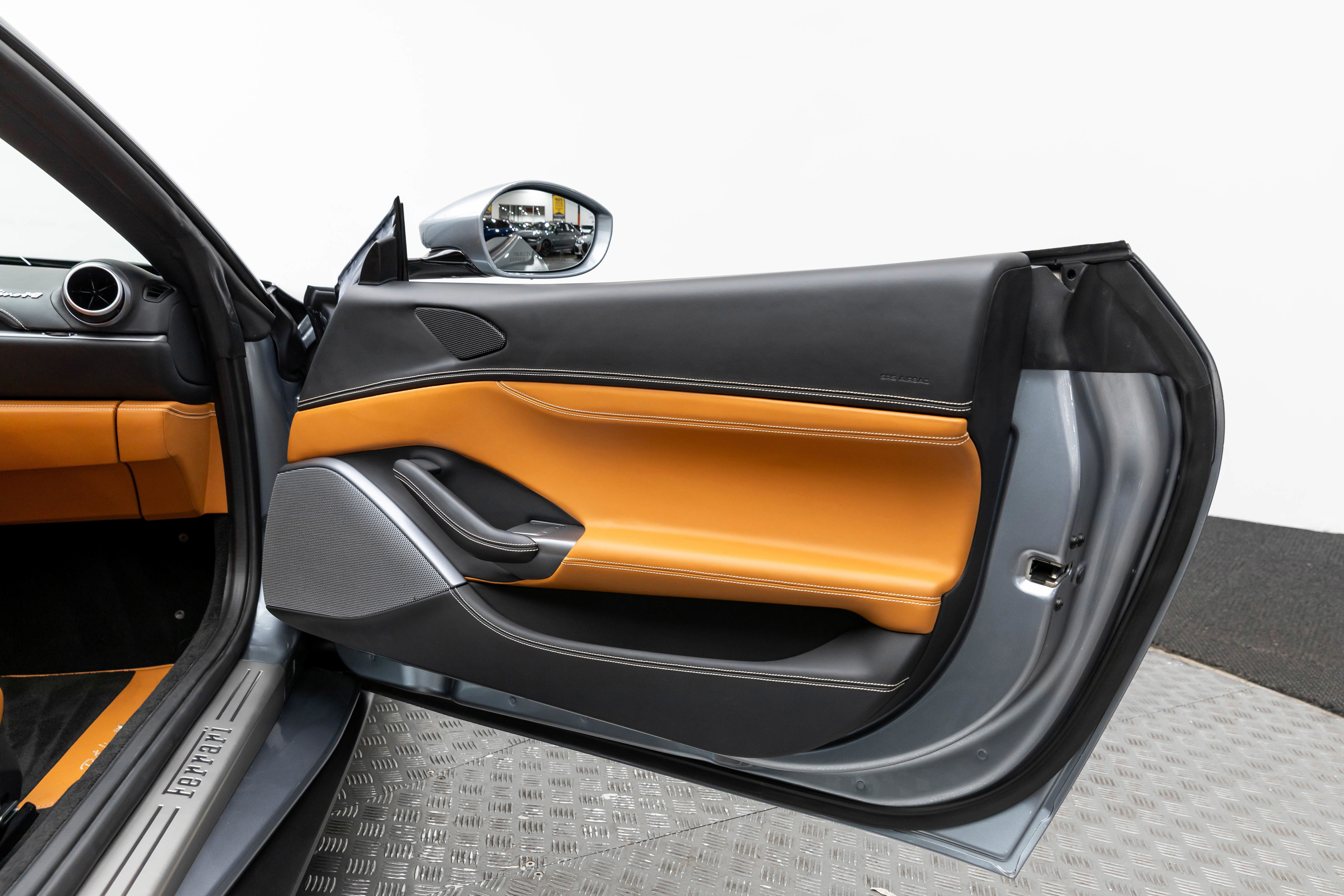 Certified 2022 Ferrari Portofino M image 37