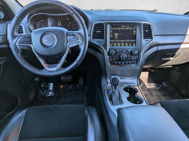 Used 2018 Jeep Grand Cherokee Altitude image 15