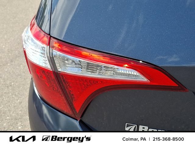 Used 2016 Toyota Corolla LE FWD image 30