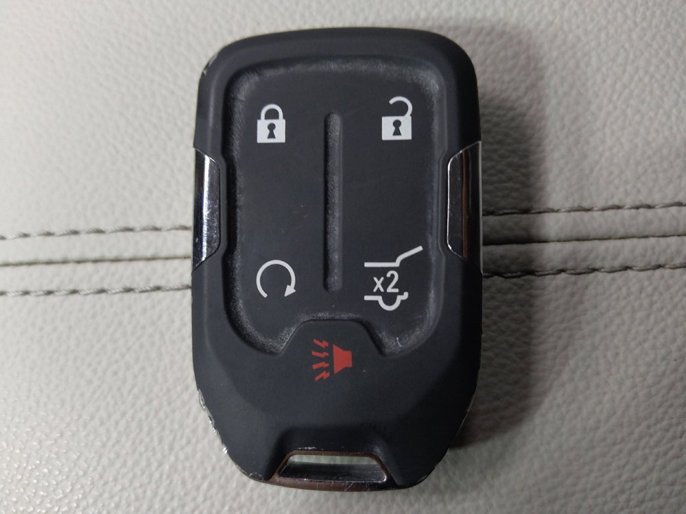 Used 2020 GMC Terrain Denali w/ Denali Premium Package FWD image 32