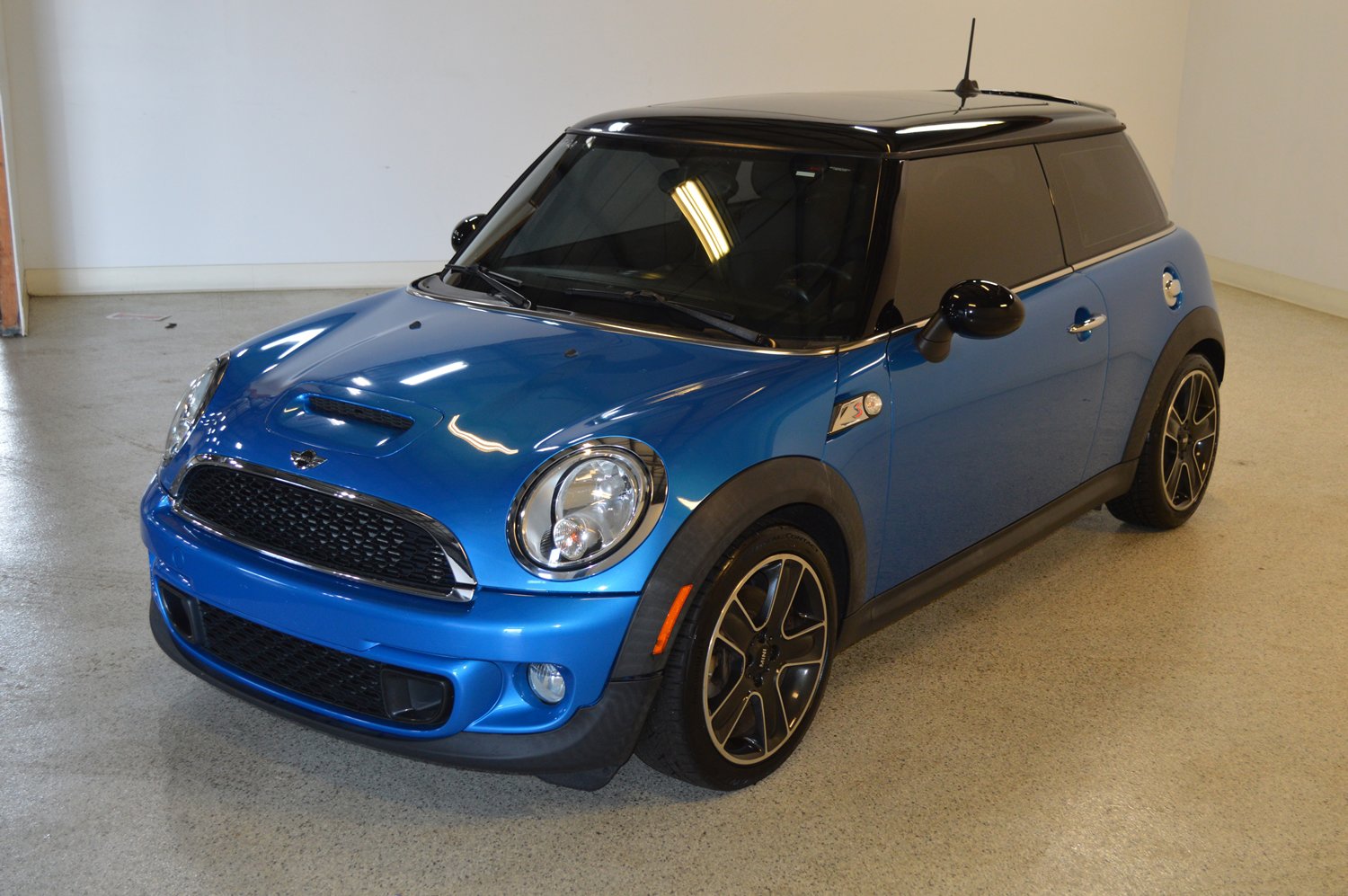 Used 2012 MINI Cooper S FWD image 7
