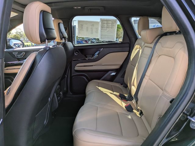 Used 2020 Lincoln Corsair Reserve w/ Equipment Group 202A image 14