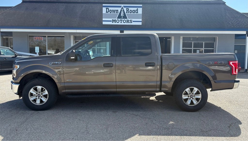 Used 2015 Ford F150 XLT w/ Equipment Group 301A Mid image 2