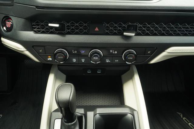 Used 2025 Honda Accord SE image 15