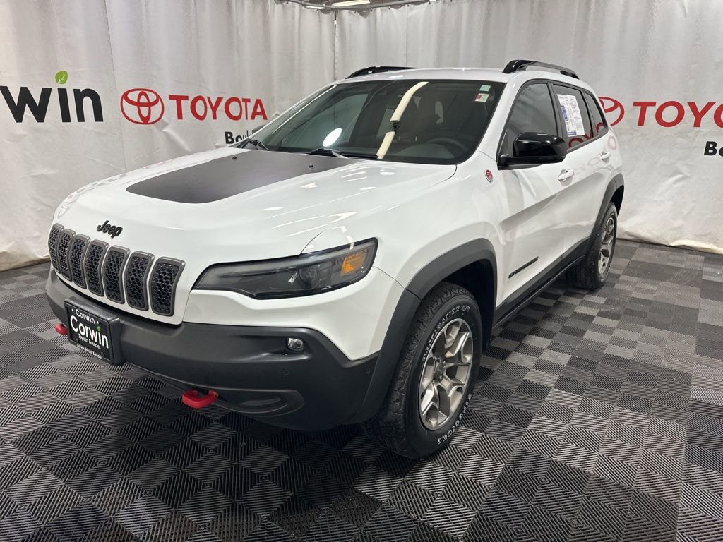 Used 2023 Jeep Cherokee Trailhawk image 3