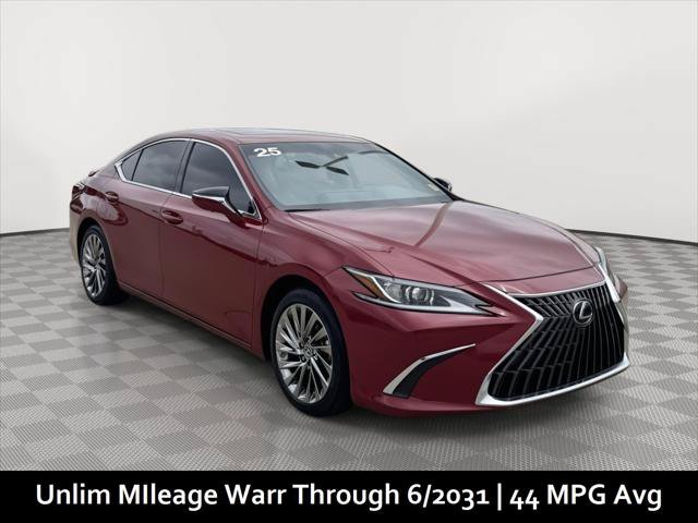 Certified 2025 Lexus ES 300h w/ Luxury Package FWD image 1