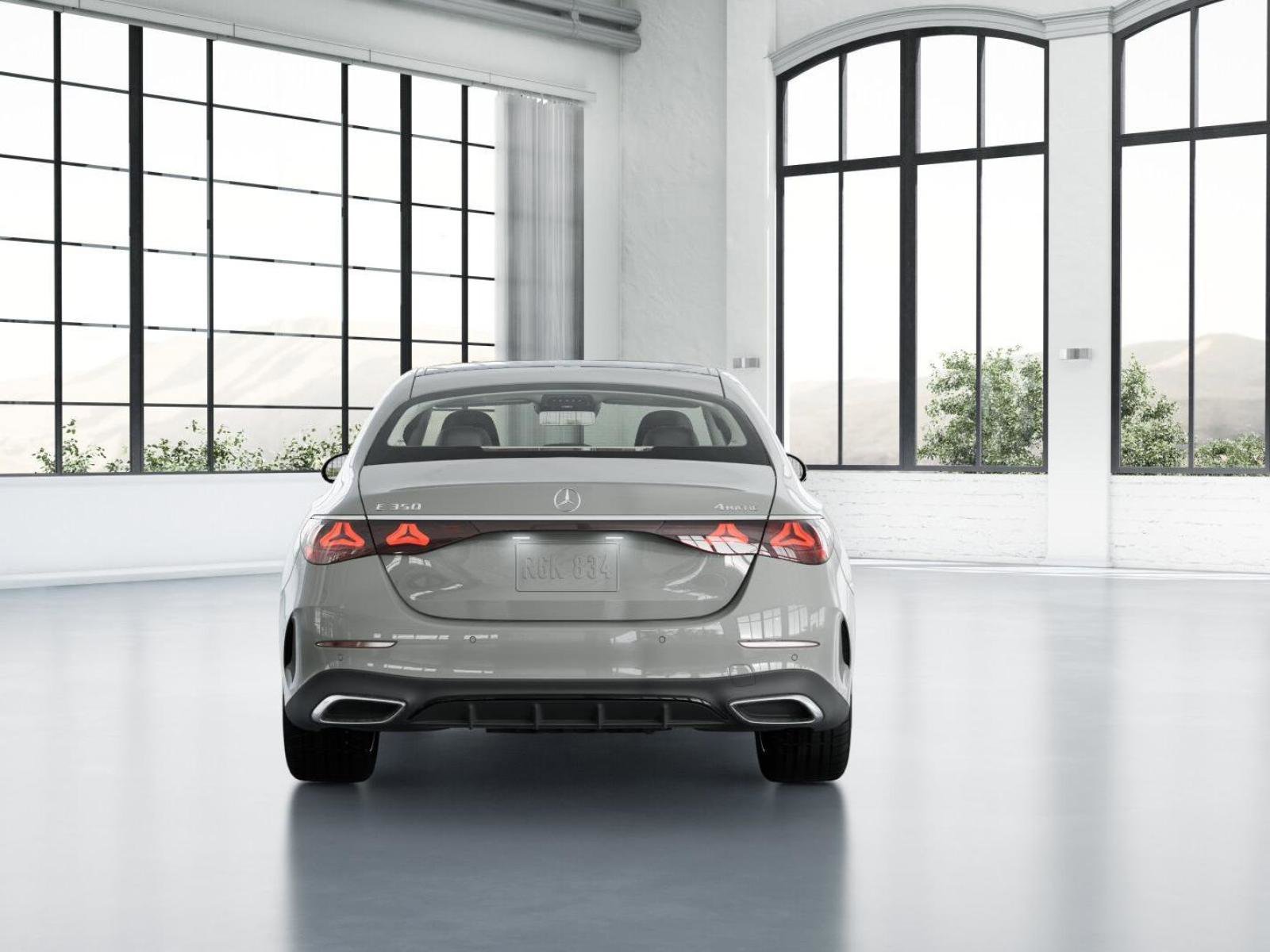 Used 2025 Mercedes-Benz E 350 4MATIC Sedan image 8