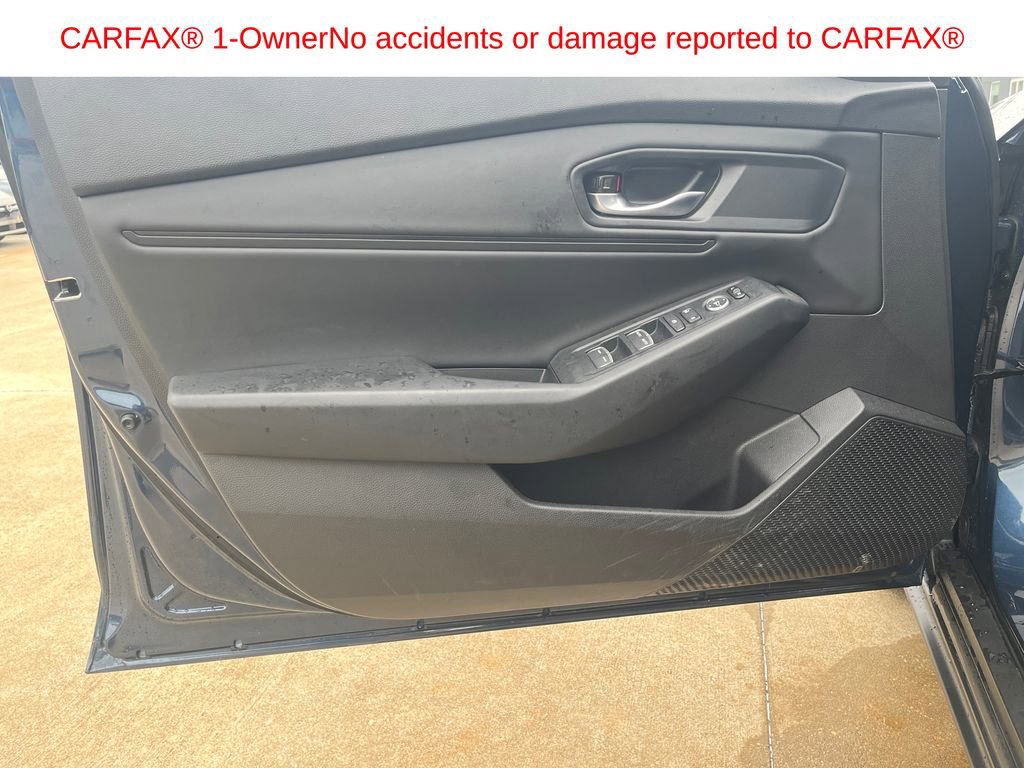 Used 2024 Honda Accord EX image 11