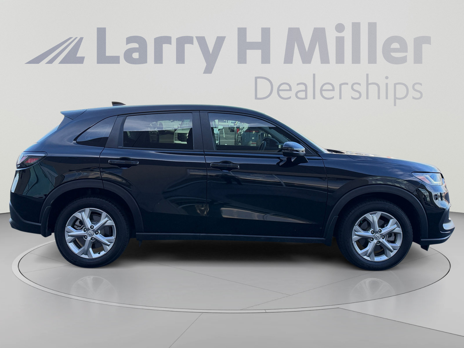 Used 2024 Honda HR-V LX image 6
