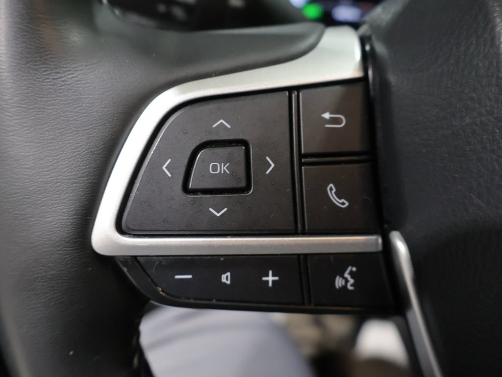 Used 2023 Toyota Highlander Limited AWD/4WD image 37