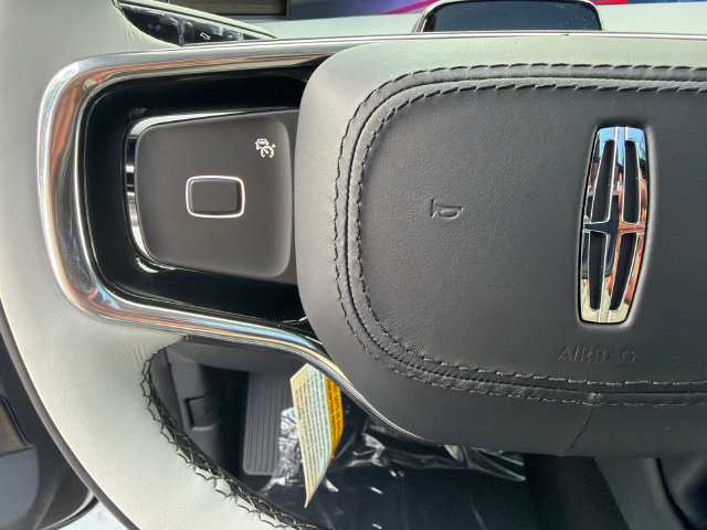 New 2027 Lincoln Navigator L Black Label AWD/4WD image 36