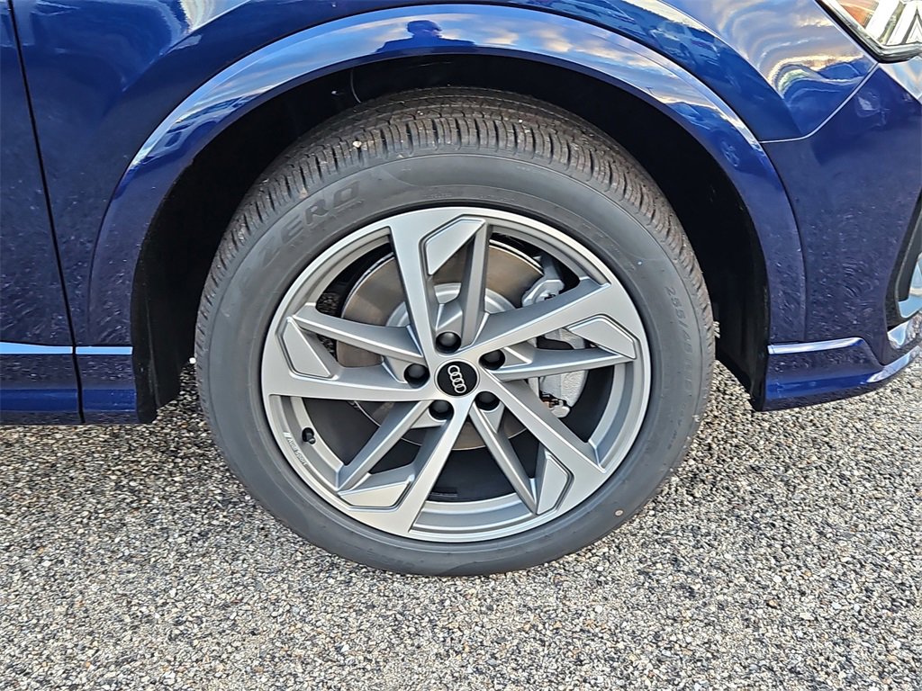 New 2025 Audi Q3 2.0T Premium image 4