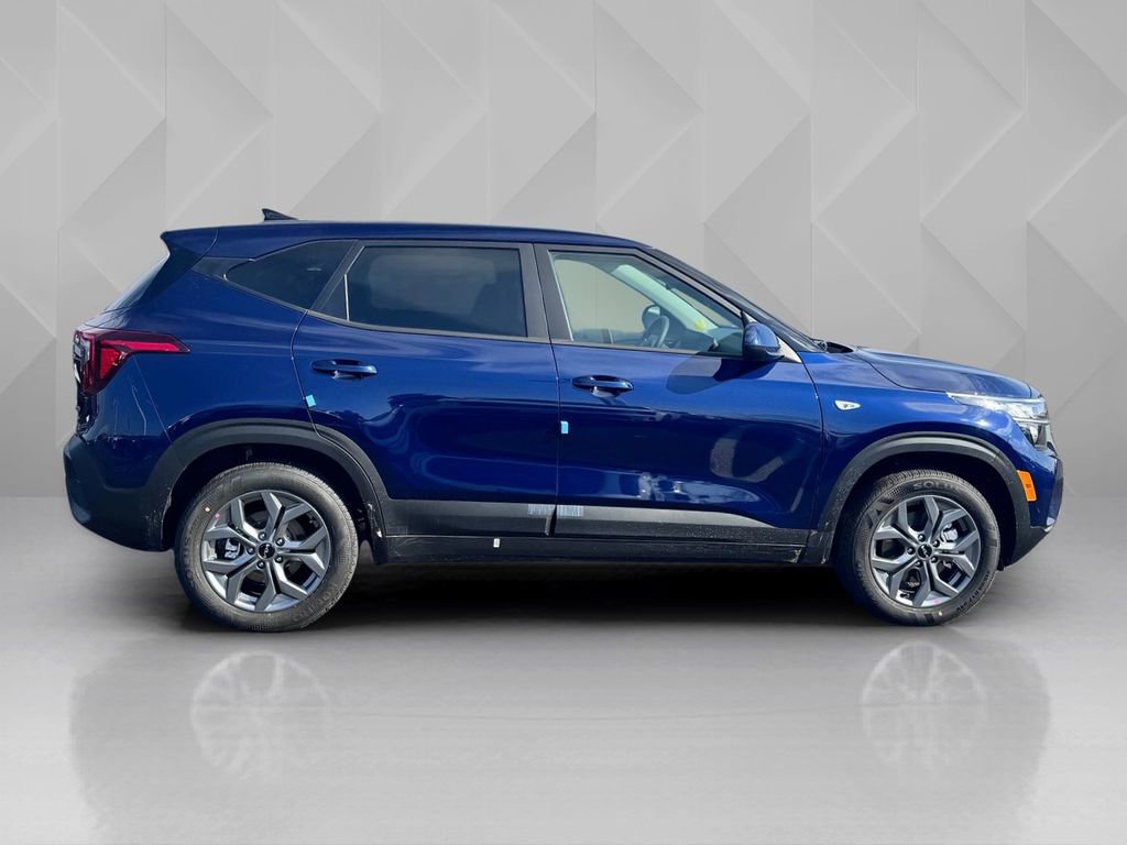 New 2026 Kia Seltos LX image 4