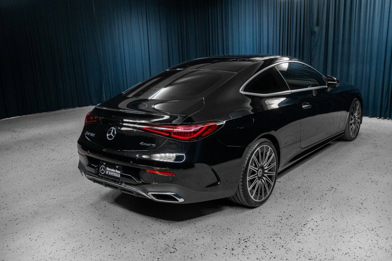 Certified 2026 Mercedes-Benz CLE 300 4MATIC Coupe image 5
