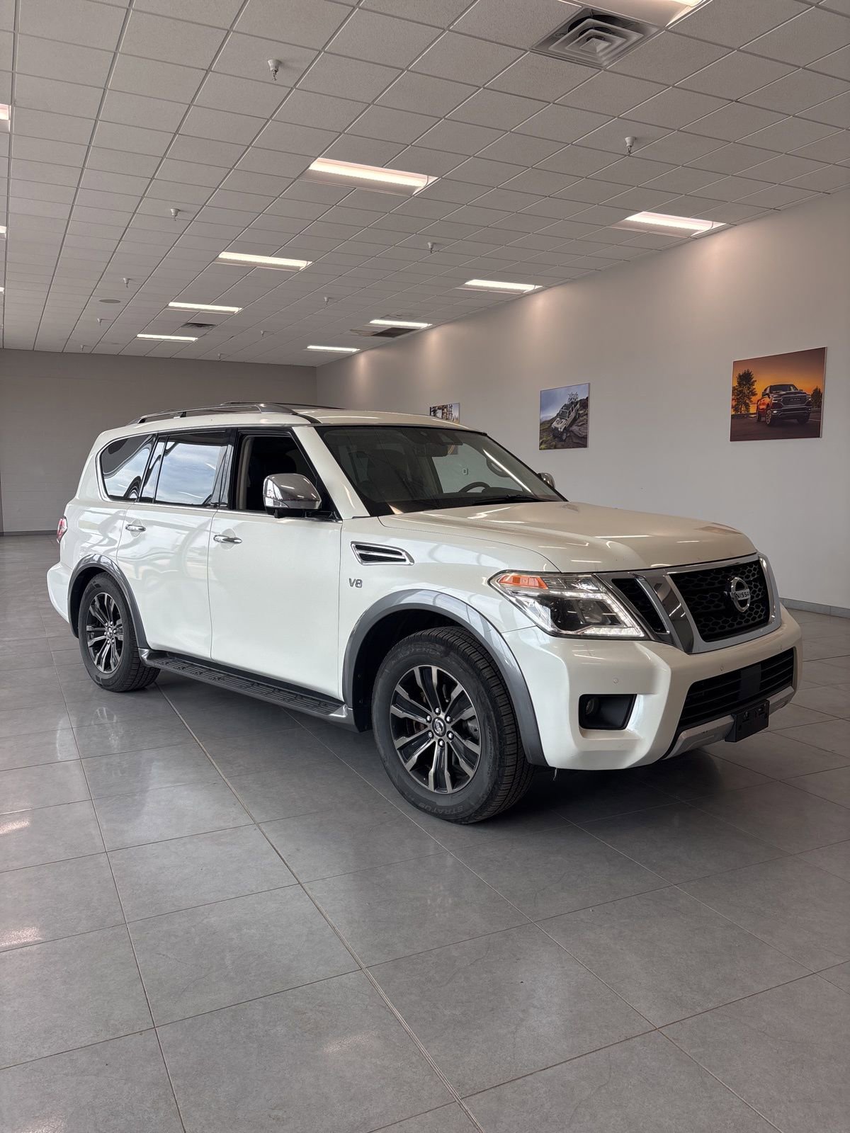 Used 2018 Nissan Armada Platinum image 9