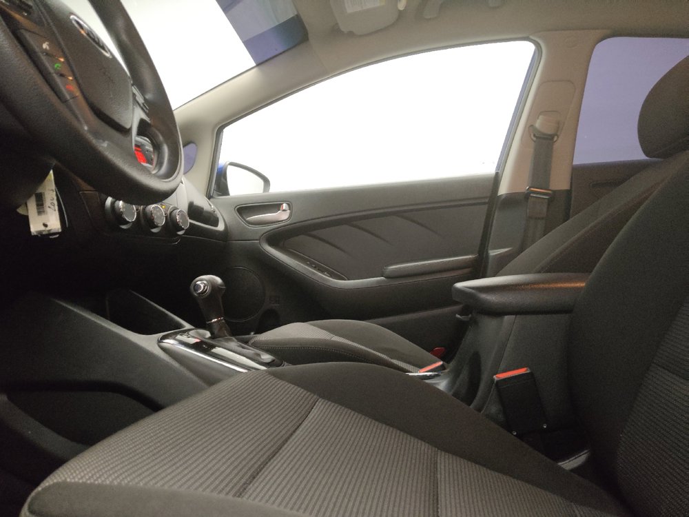Used 2018 Kia Forte LX FWD image 17
