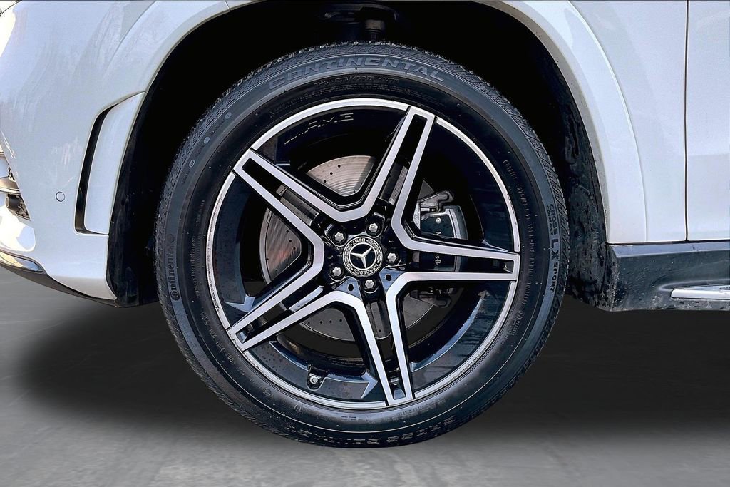 Used 2022 Mercedes-Benz GLS 450 4MATIC image 34