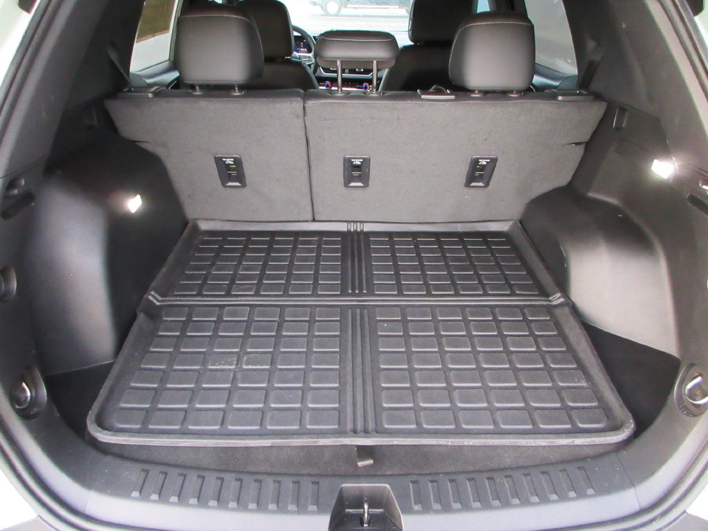 Certified 2025 Chevrolet Equinox LT w/ Convenience Package II FWD image 10