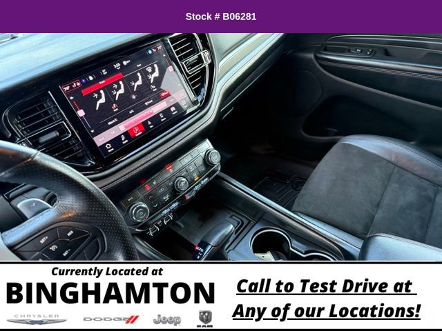 Used 2022 Dodge Durango R/T w/ Blacktop Package image 17