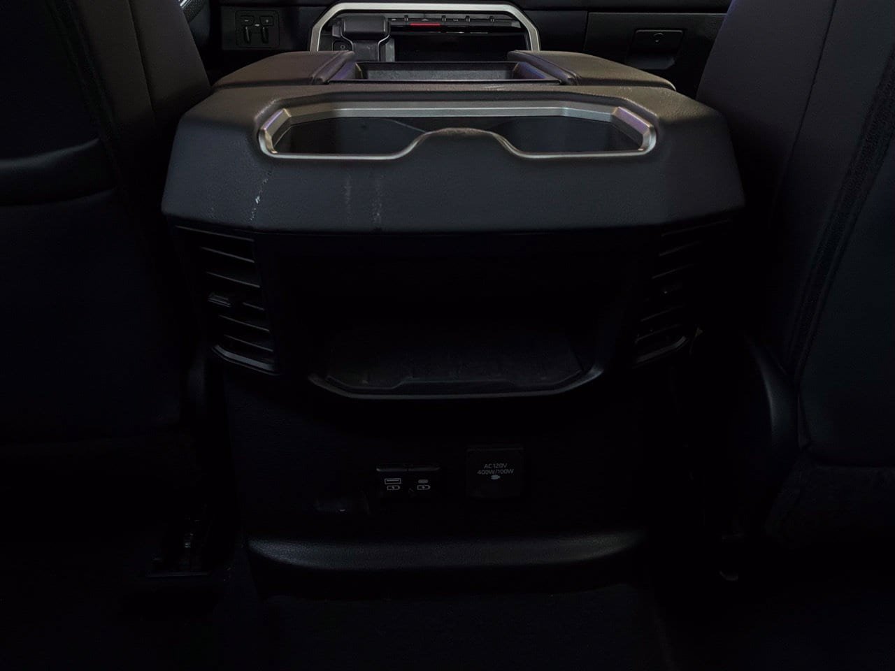 Used 2024 Toyota Tundra Limited w/ TRD Off-Road Package AWD/4WD image 15