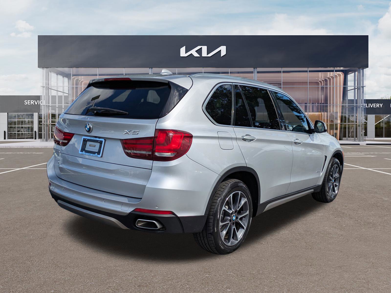 Used 2018 BMW X5 sDrive35i image 4