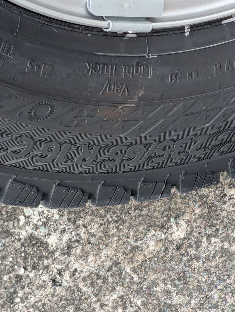 New 2025 Ford Transit 350 Low Roof AWD w/ Load Area Protection Package image 15