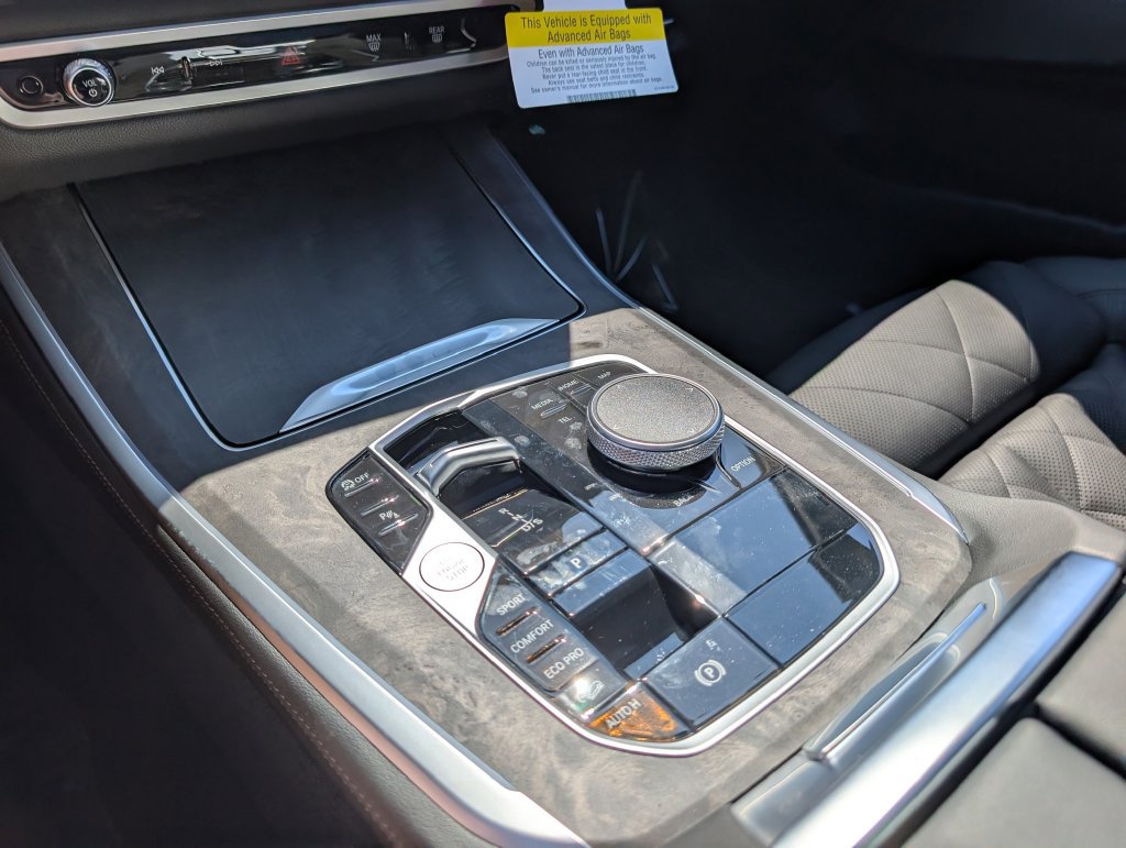 Used 2026 BMW X5 xDrive40i AWD/4WD image 31