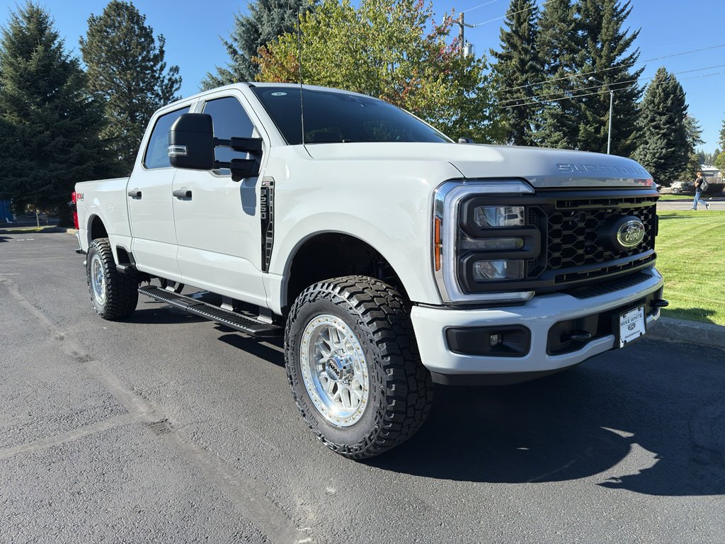 New 2026 Ford F250 XL w/ STX Appearance Package AWD/4WD image 1