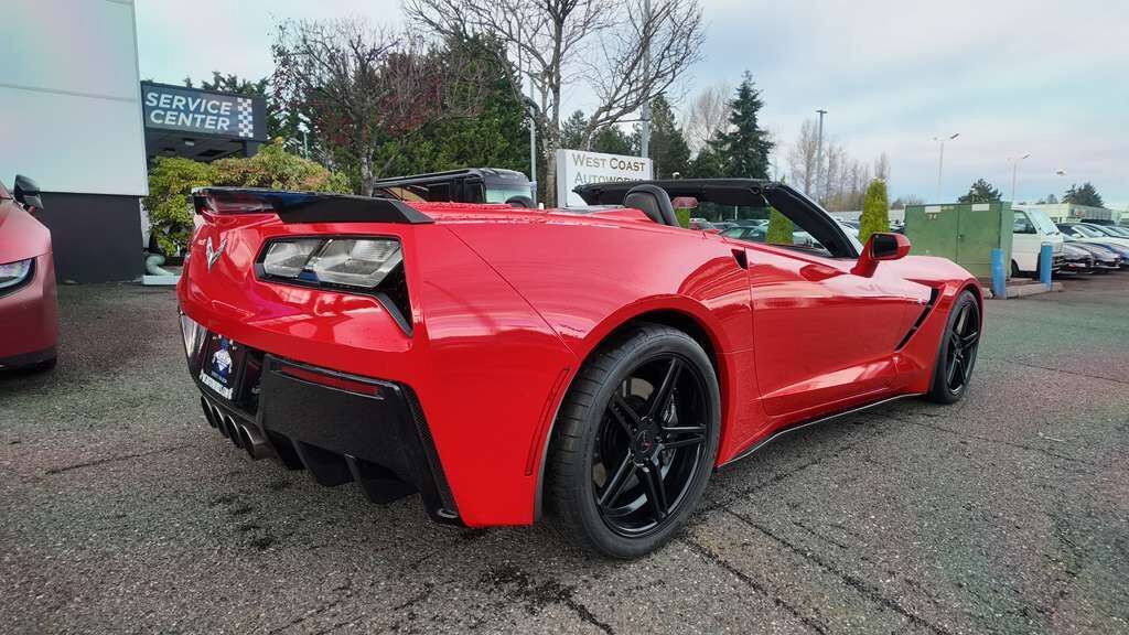 Used 2015 Chevrolet Corvette Stingray Convertible image 5