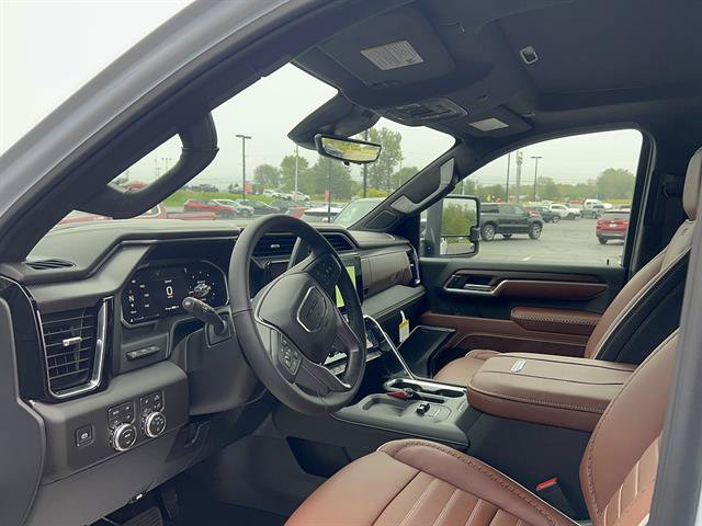 New 2026 GMC Sierra 2500 Denali Ultimate AWD/4WD image 11