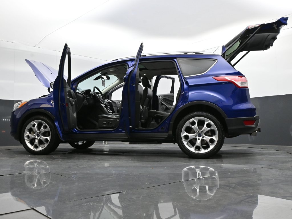 Used 2013 Ford Escape Titanium w/ Class II Trailer Tow Pkg AWD/4WD image 35