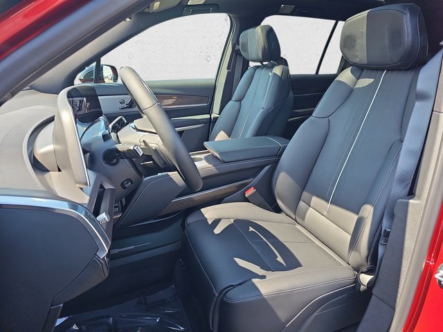 New 2026 Cadillac Vistiq Luxury image 17