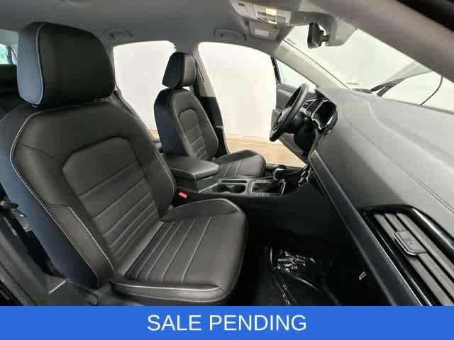 Used 2024 Volkswagen Jetta SE FWD image 22