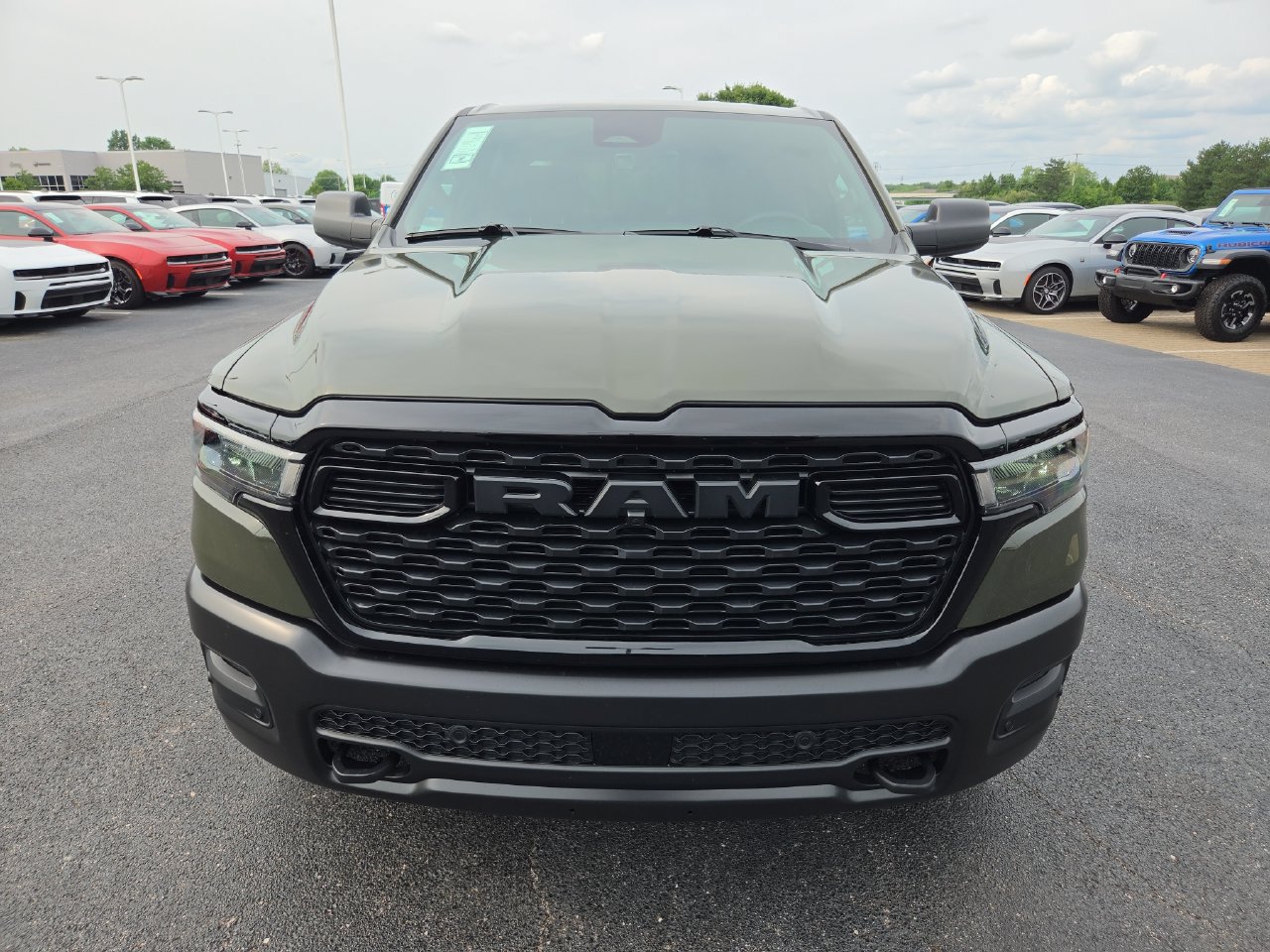 New 2026 RAM 1500 Warlock AWD/4WD image 2