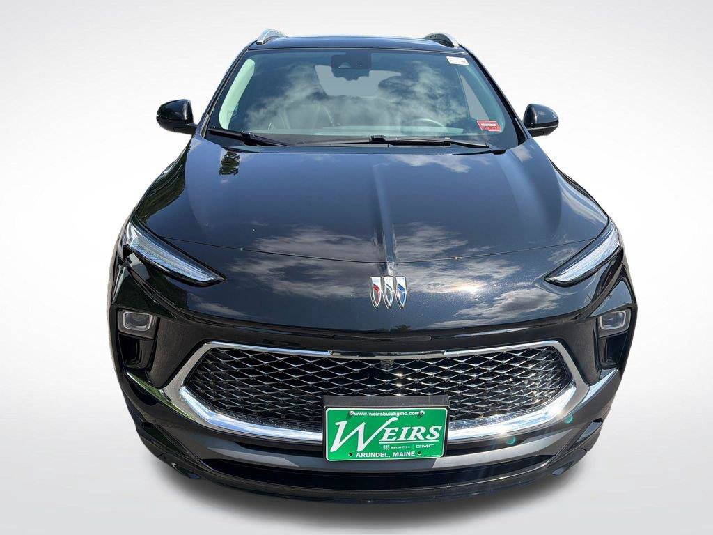 Certified 2024 Buick Encore GX Avenir w/ Avenir Technology Package AWD/4WD image 9