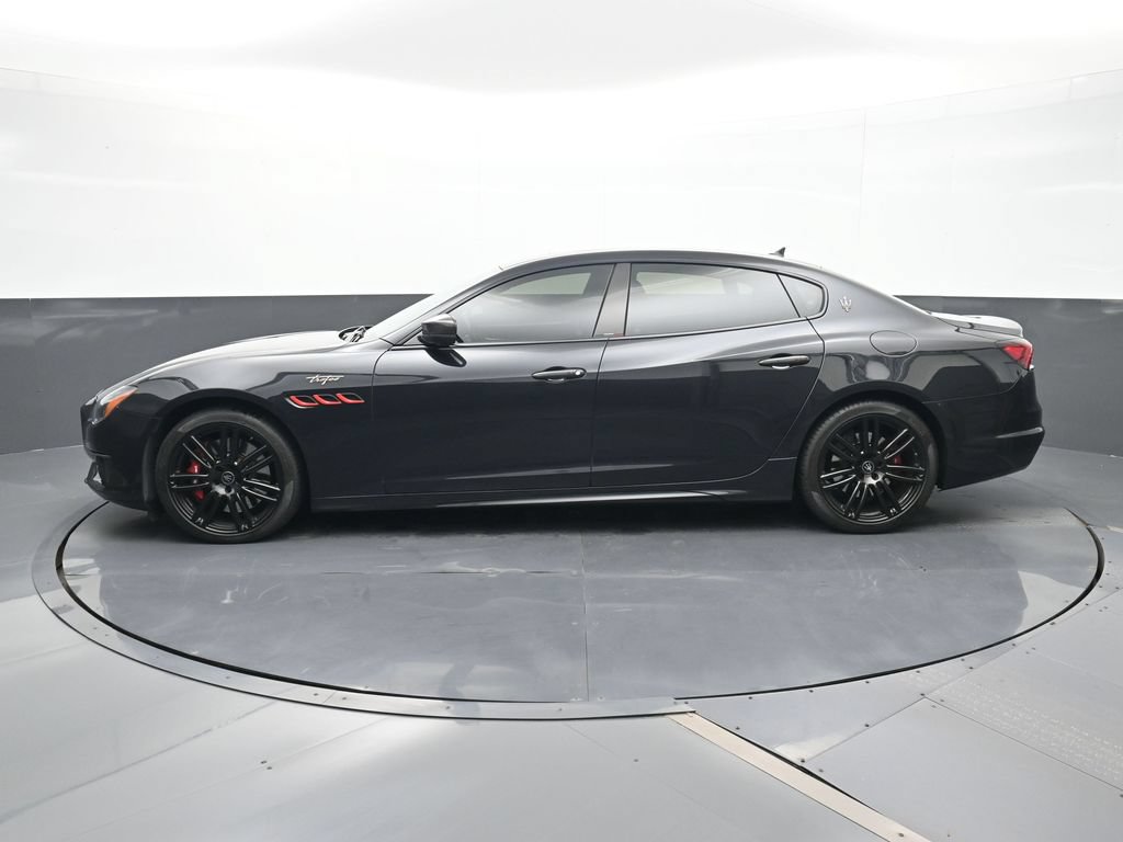 Used 2022 Maserati Quattroporte Trofeo RWD image 2