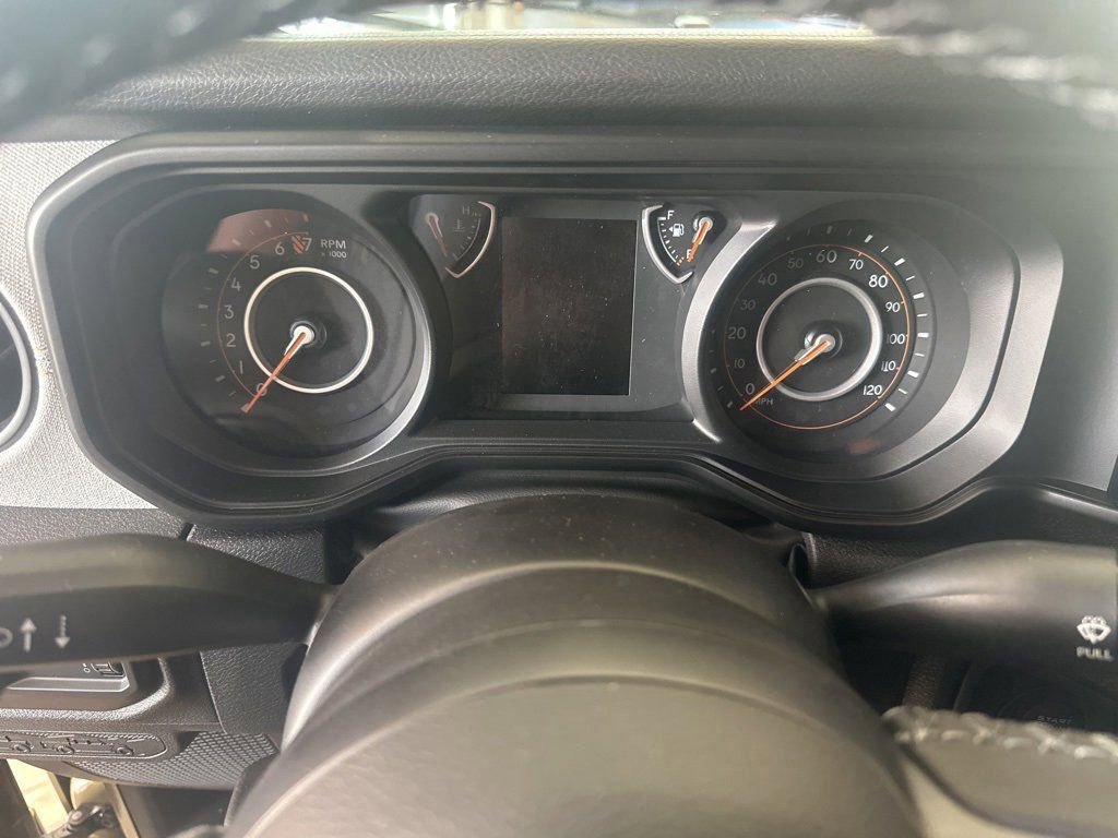 New 2025 Jeep Gladiator Sport image 25