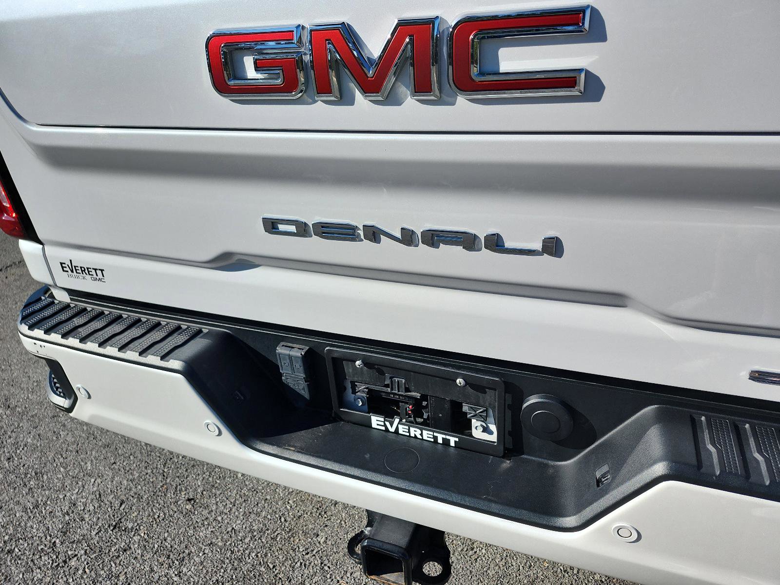 Certified 2022 GMC Sierra 2500 Denali w/ Denali Ultimate Package image 4