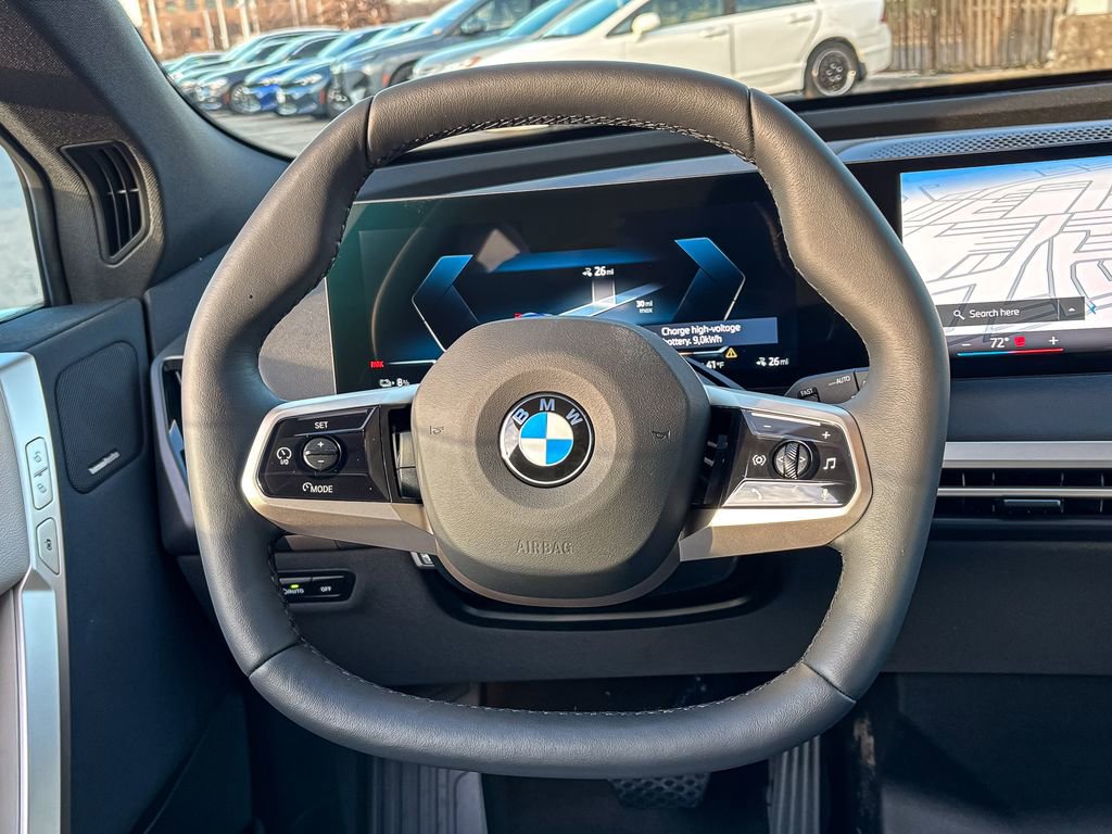 Used 2026 BMW iX xDrive60 image 26