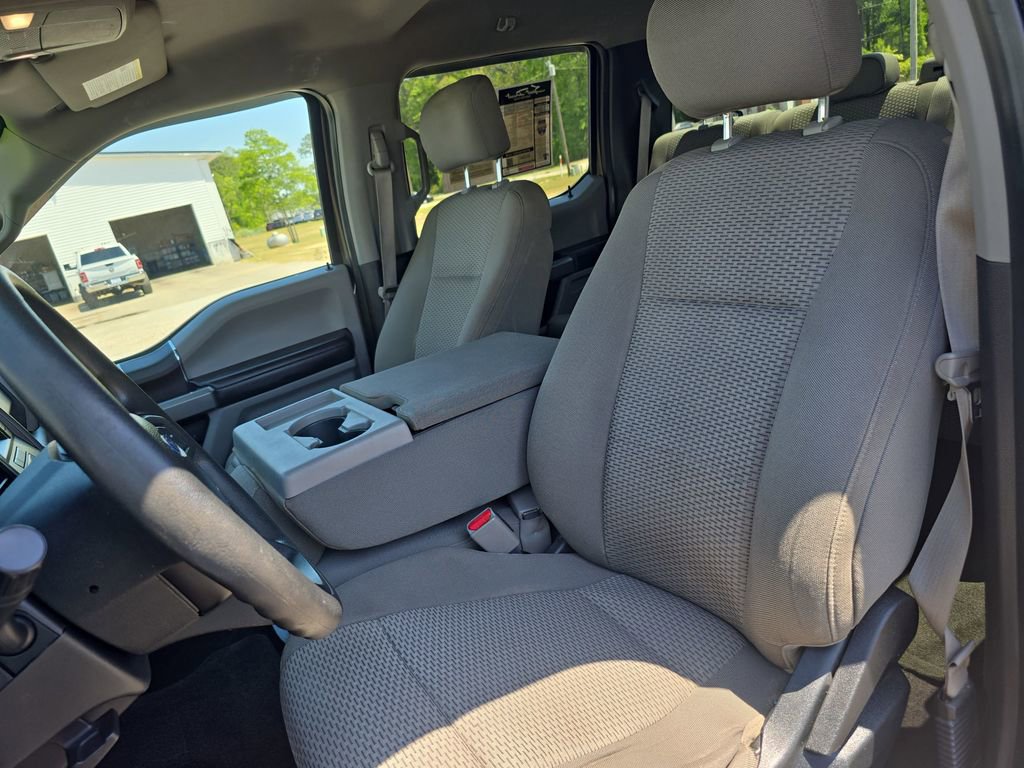 Used 2017 Ford F150 XLT AWD/4WD image 12