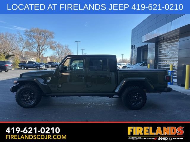 Used 2023 Jeep Gladiator Willys image 4