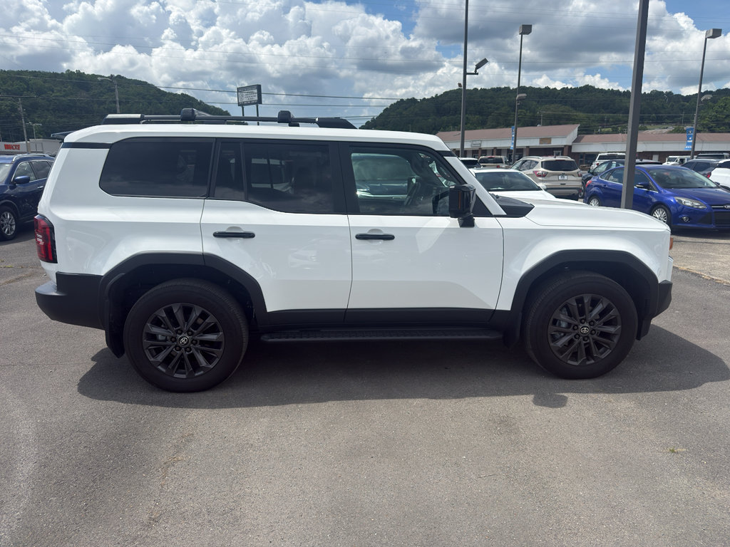 Used 2026 Toyota Land Cruiser w/ Premium Package AWD/4WD image 6