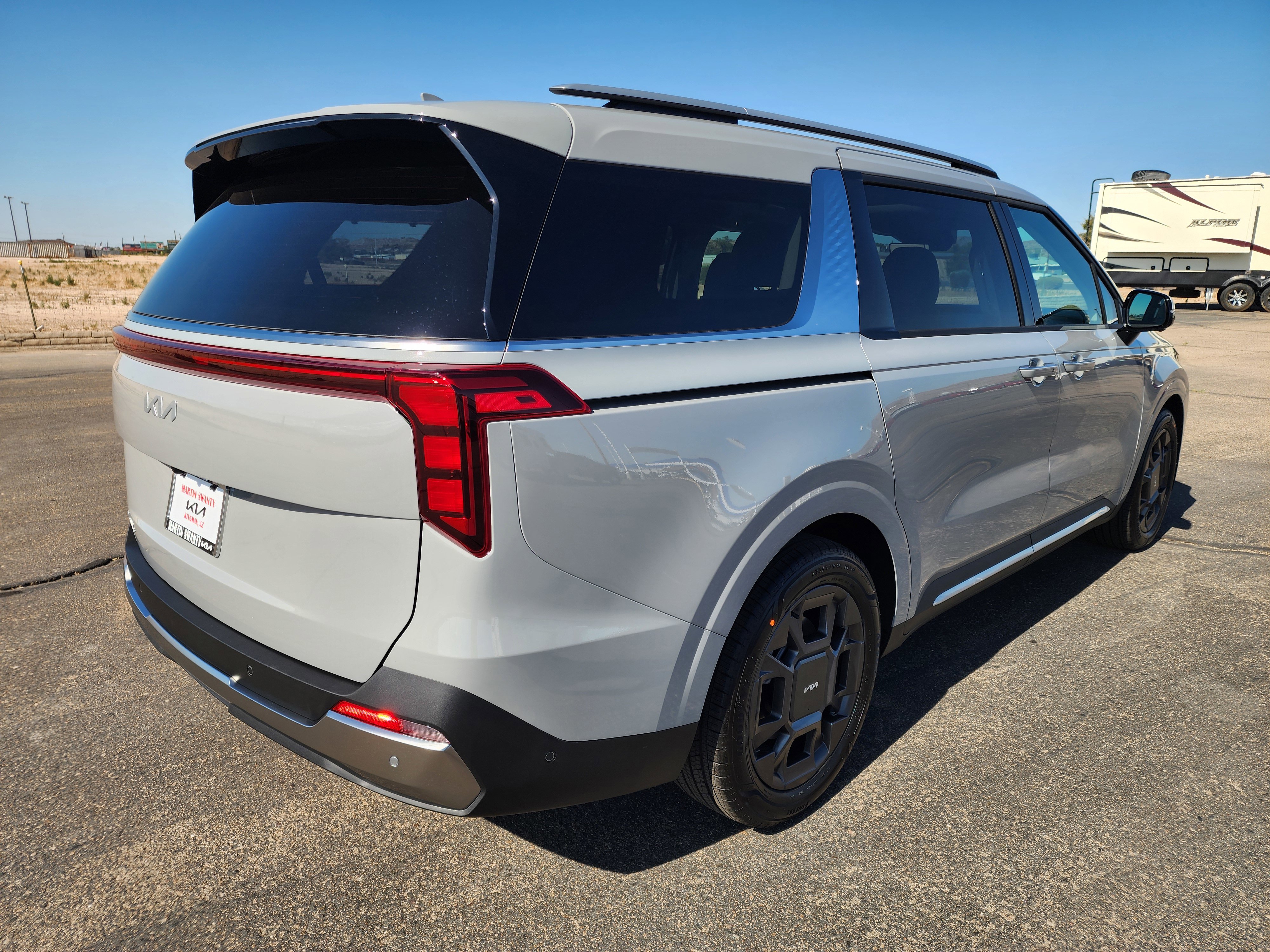 New 2026 Kia Carnival SX image 5