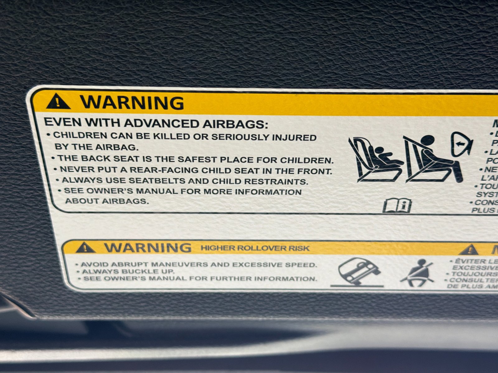 Used 2025 Jeep Wrangler Unlimited Rubicon AWD/4WD image 32