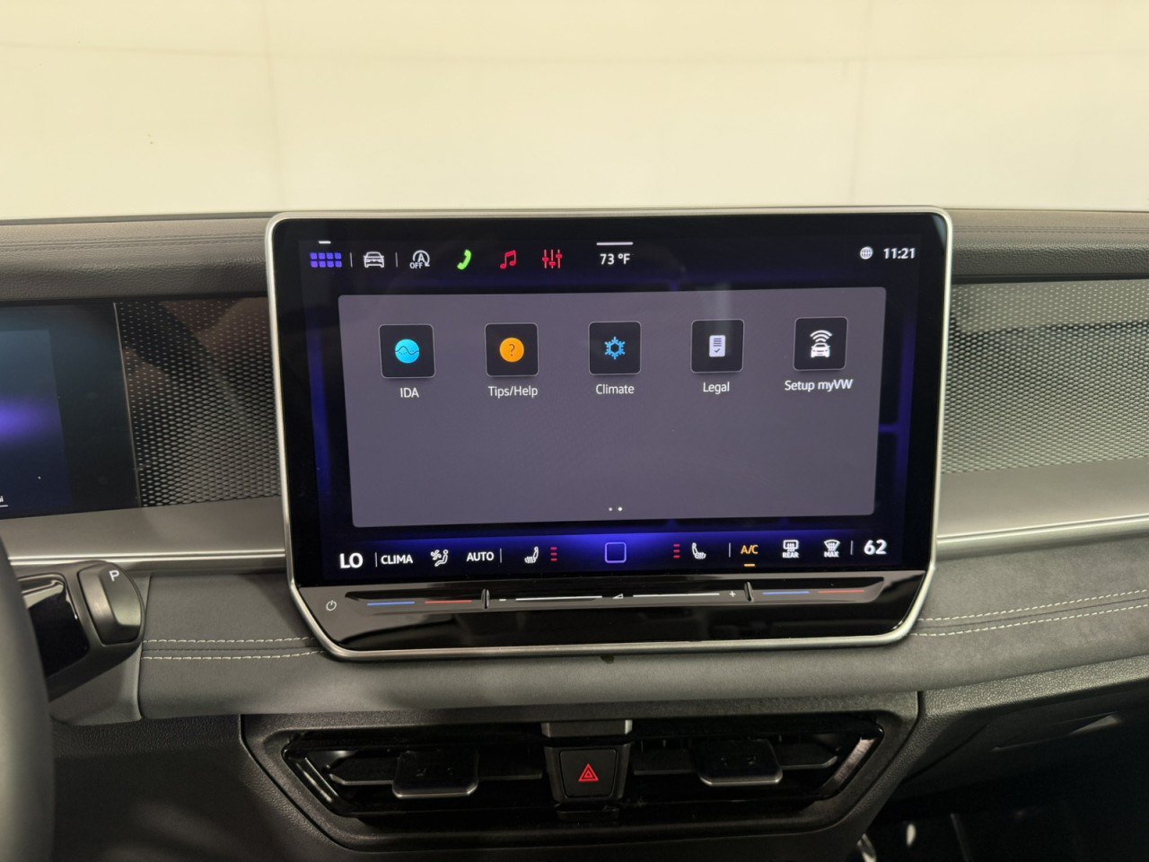 Used 2026 Volkswagen Tiguan SE FWD image 19